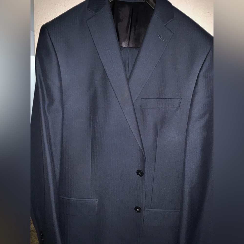 Calvin Klein suit, navy tone on tone stripe , size 44L slim fit